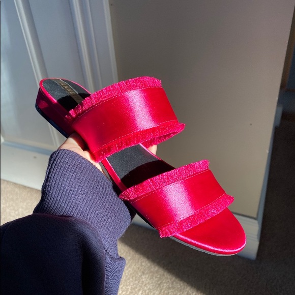 Kenneth Cole Sandals - Picture 1 of 16